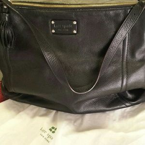 Kate Spade Hobo shoulder bag with tassel pully!